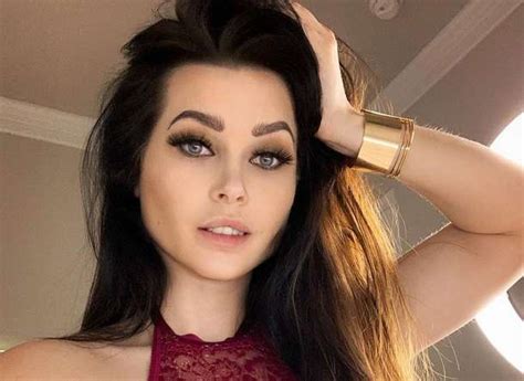 niece waidhofer net worth|Niece Waidhofer Net Worth & Earnings (2024)